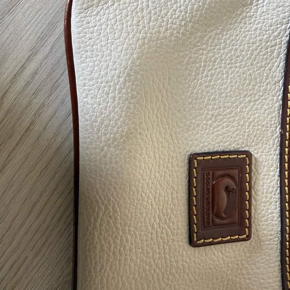Dooney & Bourke Cream and Brown Wristlet - Picture 5 of 5